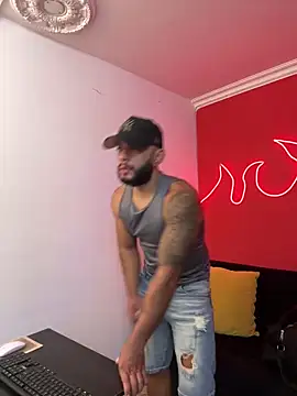 Snapshot of Mike_savage3 chatting on 3, 3, 2026 Mike savage3 online show from 3, 3, 2026