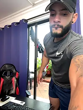 Snapshot of Mike_savage3 chatting on 20, 12, 2025 Mike savage3 online show from 20, 12, 2025