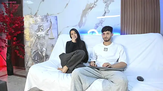 Snapshot of dracke_and_zara chatting on 12, 6, 2026 dracke and zara online show from 12, 6, 2026