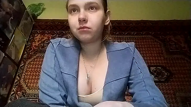 KikiBang online show from 1, 12, 2025