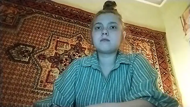 KikiBang online show from 8, 4, 2026