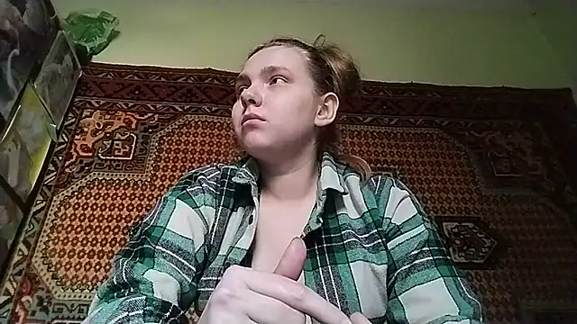 KikiBang online show from 28, 2, 2026