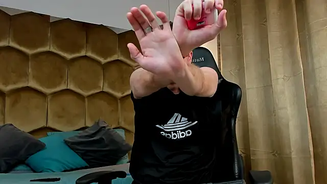 Snapshot of Ostin_Saints chatting on 5, 2, 2026 Ostin Saints online show from 5, 2, 2026