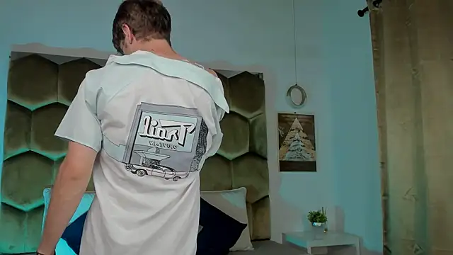 Snapshot of Ostin_Saints chatting on 18, 2, 2026 Ostin Saints online show from 18, 2, 2026