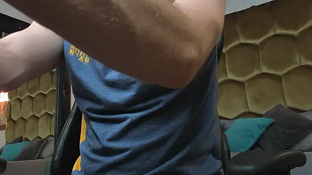 Snapshot of Ostin_Saints chatting on 1, 2, 2026 Ostin Saints online show from 1, 2, 2026