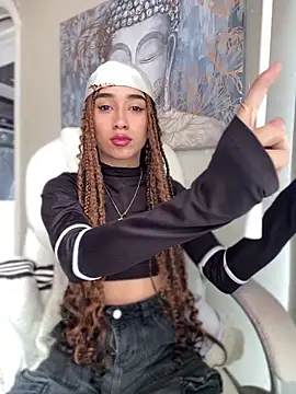 Emma pink18 online show from 27, 11, 2025