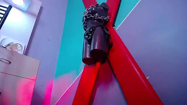 ArhyFoxx1 online show from 20, 12, 2025