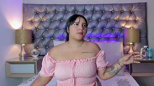 AlinaVega  online show from 24, 11, 2025