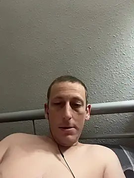 Snapshot of martyt2025 chatting on 20, 11, 2025 martyt2025 online show from 20, 11, 2025