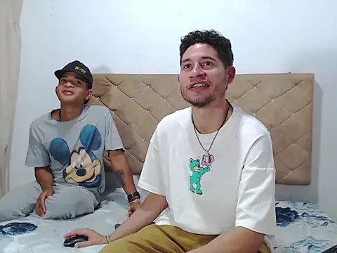 Snapshot of crissex3 chatting on 10, 2, 2026 crissex3 online show from 10, 2, 2026