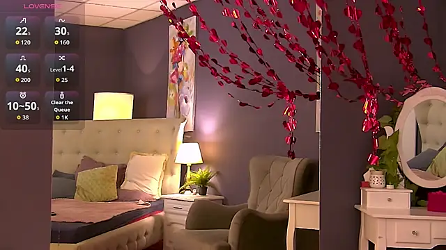 SeniGrandee online show from 10, 2, 2026