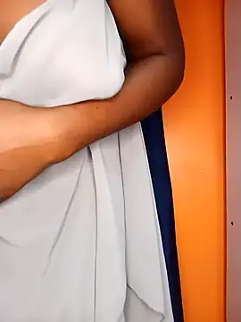 AngelaGraceY online show from 11, 1, 2026