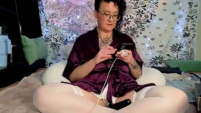 Snapshot of sareberr420 chatting on 30, 5, 2026 sareberr420 online show from 30, 5, 2026