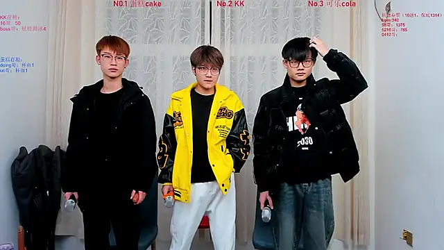 Delicious-boys-001 online show from 30, 11, 2025