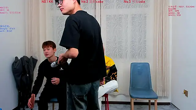 Delicious-boys-001 online show from 26, 11, 2025