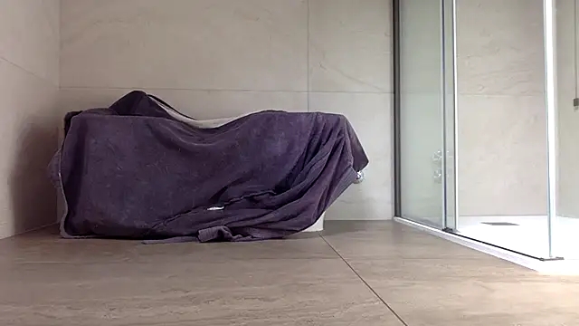 AsiaSlavePantyhosed online show from 2, 4, 2026