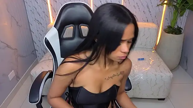 Sofia Tx  online show from 28, 11, 2025