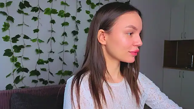 Tiffany Sweetie online show from 31, 3, 2026