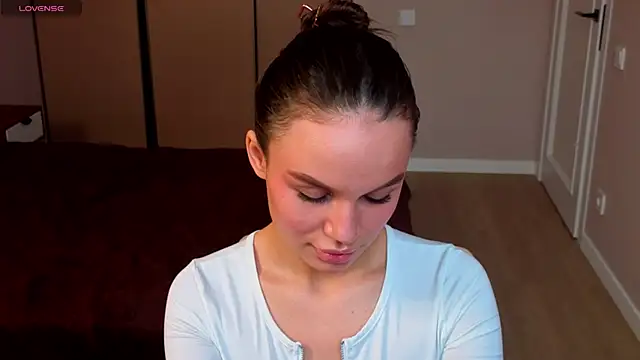 Tiffany Sweetie online show from 21, 2, 2026