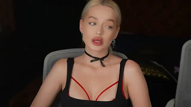 Liza Mur online show from 21, 11, 2025