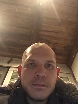 Spielzeugtwink online show from 17, 3, 2026