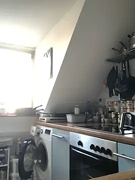 Spielzeugtwink online show from 22, 11, 2025