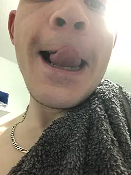 Spielzeugtwink online show from 28, 4, 2026