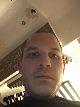 Spielzeugtwink online show from 19, 12, 2025