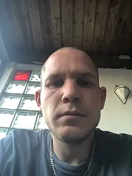 Spielzeugtwink online show from 24, 6, 2026