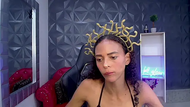 becky lynch 102 online show from 6, 2, 2026