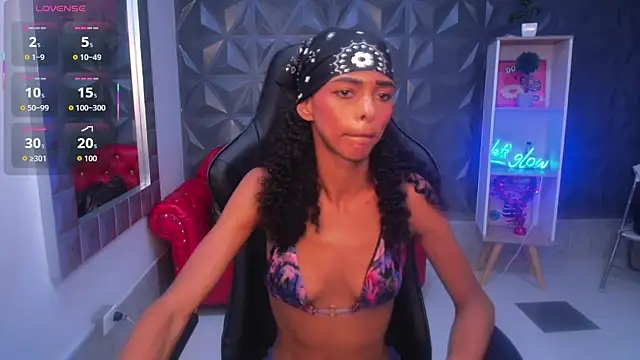 becky lynch 102 online show from 27, 11, 2025