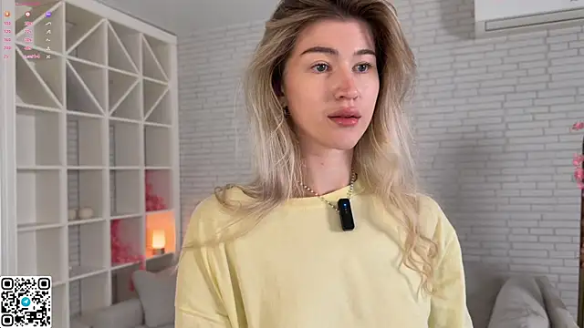 KissYourTessa online show from 13, 6, 2026
