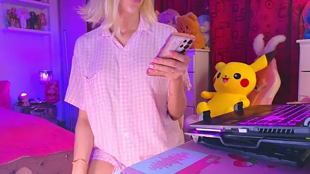 MadamBarbiee online show from 1, 12, 2025