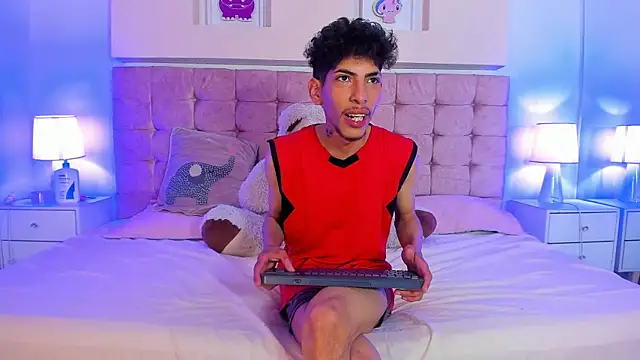 Snapshot of Katy_Gomez_ chatting on 29, 11, 2025 Katy Gomez online show from 29, 11, 2025