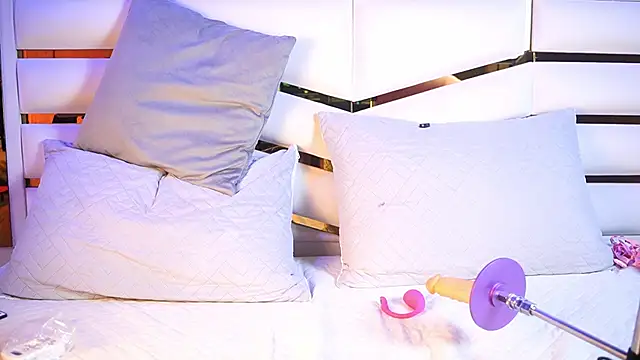 Snapshot of luciana_agudelo chatting on 11, 2, 2026 luciana agudelo online show from 11, 2, 2026