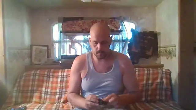 BigriskDaddy92 online show from 17, 3, 2026