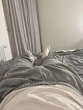 Snapshot of TwinkiStar05 chatting on 20, 11, 2025 TwinkiStar05 online show from 20, 11, 2025