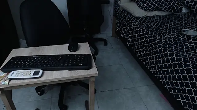 sweett love  online show from 3, 12, 2025