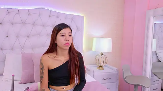ViolettFrosst online show from 17, 12, 2025