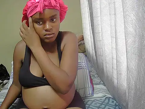 PregiiCaramellxx online show from 21, 11, 2025