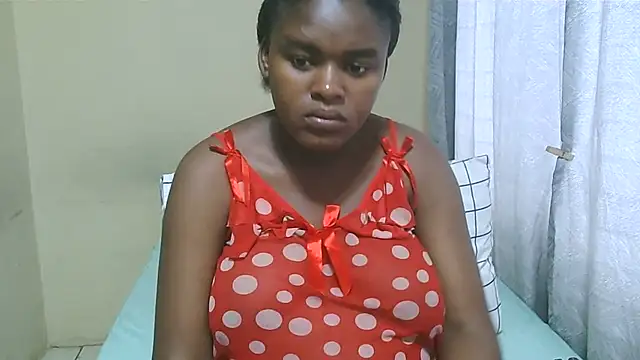 PregiiCaramellxx online show from 13, 1, 2026