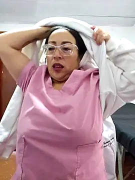 JustSamantha  online show from 12, 2, 2026