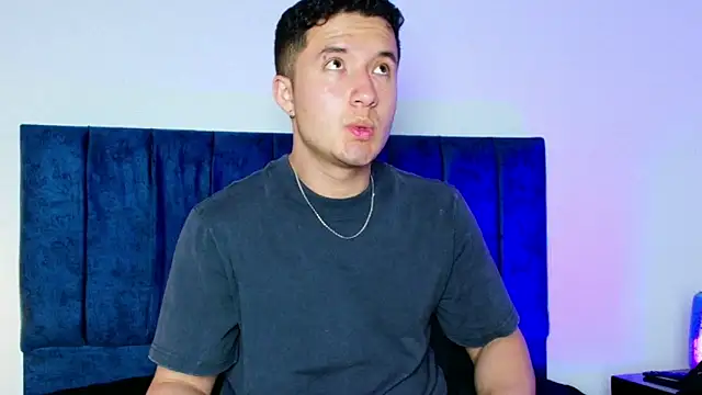 Ethan-Connor online show from 4, 12, 2025