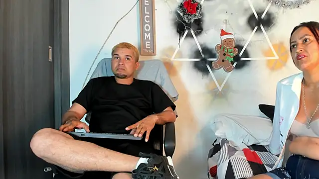 StephaniaAndRandy online show from 19, 12, 2025