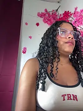 chleo rosse online show from 12, 4, 2026