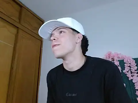 Snapshot of Lincon_Ale chatting on 20, 11, 2025 Lincon Ale online show from 20, 11, 2025