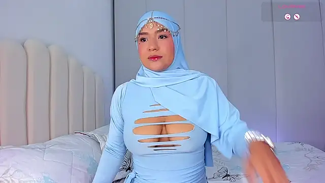 Amira-Zahra online show from 14, 4, 2026