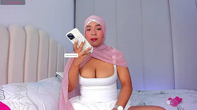 Amira-Zahra online show from 15, 4, 2026