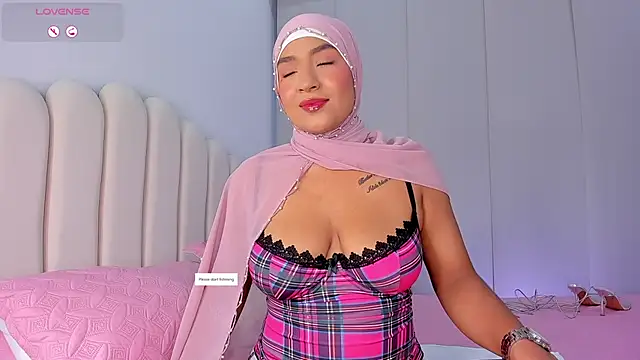 Amira-Zahra online show from 17, 6, 2026