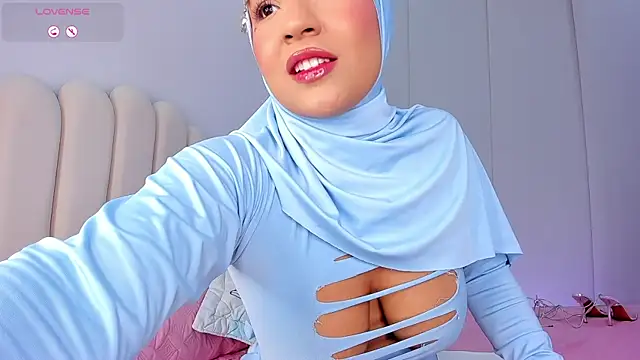 Amira-Zahra online show from 12, 6, 2026